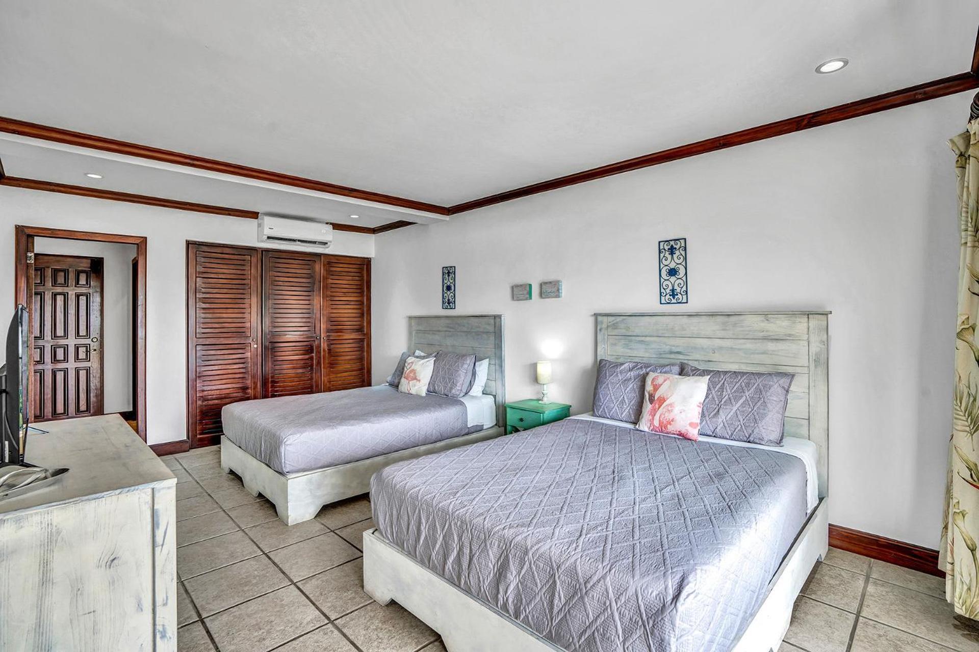 Вилла Newly Remodeled Unit In Flamingo With Sweeping Ocean Views From Big Terrace Плайя-Фламинго Экстерьер фото